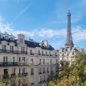 Eiffel Kensington ** Párizs