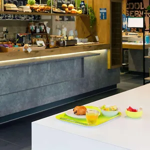 ** Hotel Ibis Budget Cadarache Francia