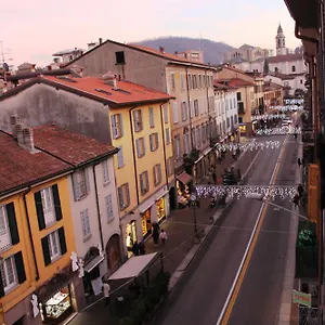  Bed & Breakfast Le Dame Della Cortesella Italia